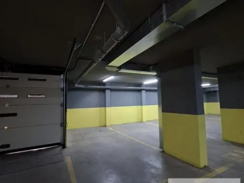Sale, parking/garage, 13m², Cara Dušana, Novi Sad Sve Podlokacije - image 3