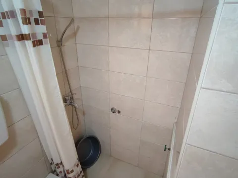 Izdavanje, stan, 27m², Malo Brdo, Podgorica - image 13