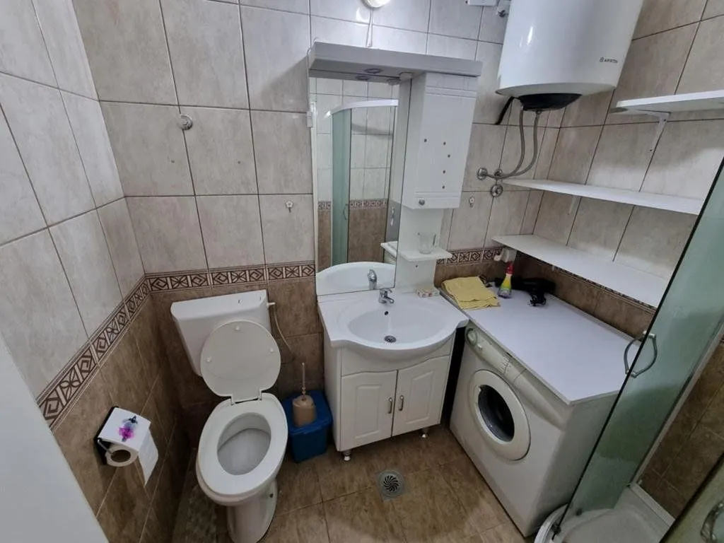 Izdavanje, jednosoban stan, 50m², Preko Morače, Podgorica