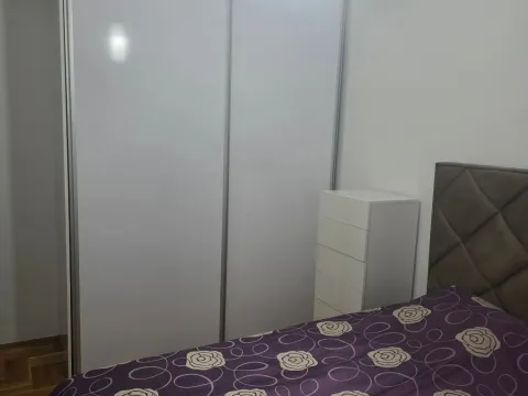 Izdavanje, dvosoban stan, 62m², Blok 9, Podgorica - image 7