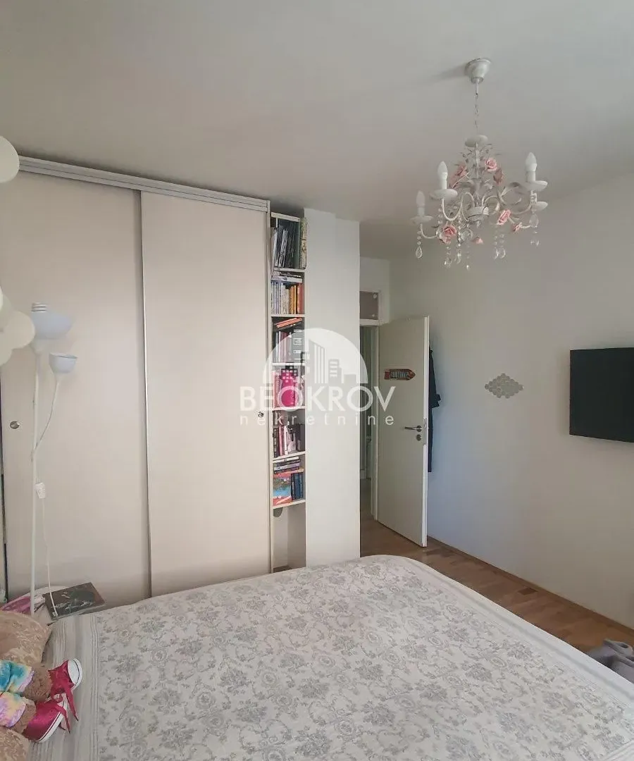 Izdavanje, četvorosoban stan, 150m², Čubura, Beograd