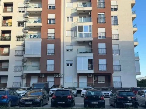 Rent, two bedroom apartment, 62m², Stari Aerodrom, Podgorica - image 7
