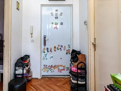 Sale, two bedroom apartment, 59m², Medijana, Niš - image 6