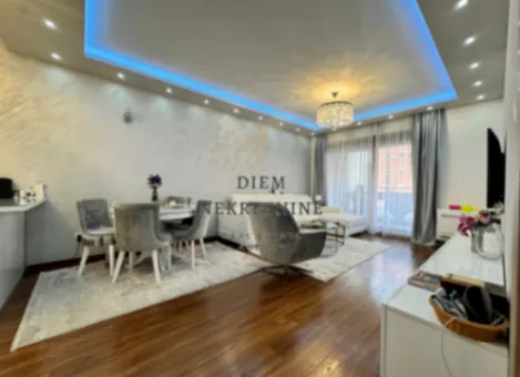 Izdavanje, dvosoban stan, 70m², Master Kvart, Podgorica