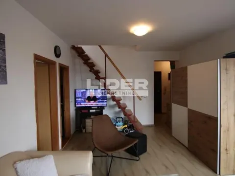 Sale, two bedroom apartment, 78m², Stari Grad, Beograd - image 5
