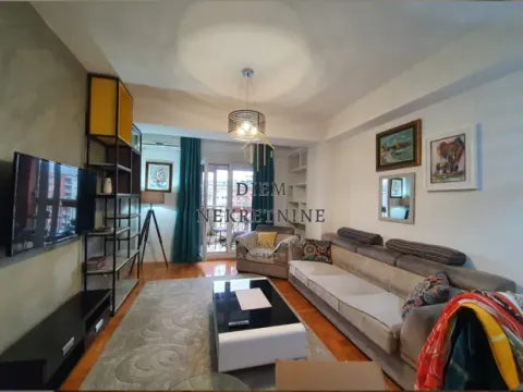 Rent, two bedroom apartment, 70m², City Kvart, Podgorica - image 9