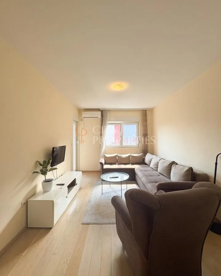 Izdavanje, stan, 46m², City Kvart, Podgorica