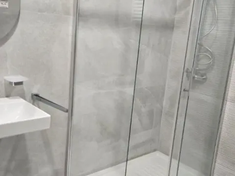 Izdavanje, dvosoban stan, 72m², Central Point, Podgorica - image 8