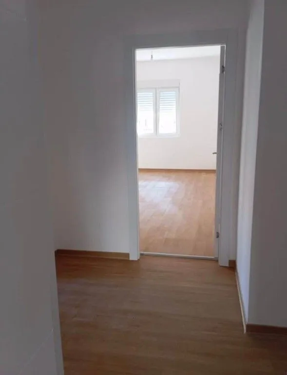 Prodaja, dvosoban stan, 60m², Zabjelo, Podgorica