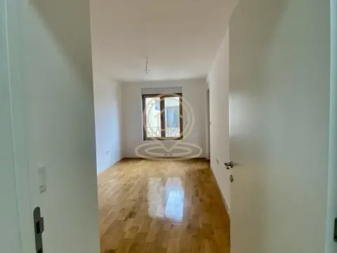 Prodaja, četvorosoban stan, 95m², Crveni Pevac, Niš - image 3
