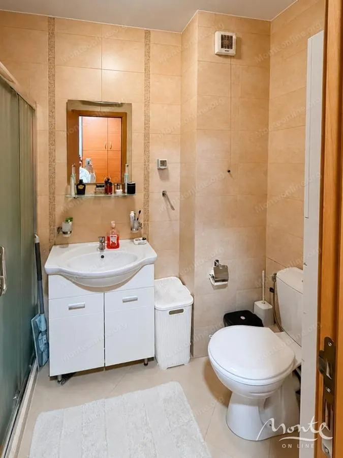 Prodaja, jednosoban stan, 42m², Stari Aerodrom, Podgorica