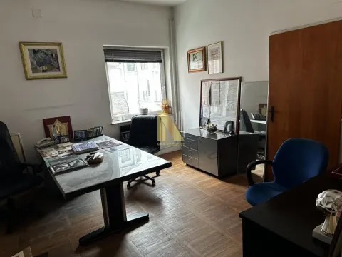 Prodaja, poslovni prostor, 1105m², Podbara, Novi Sad Sve Podlokacije - image 13
