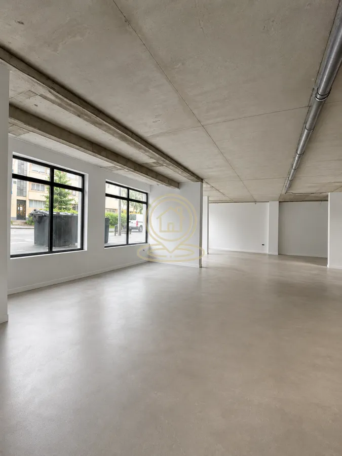 Prodaja, poslovni prostor, 500m², Centar, Vrnjačka Banja