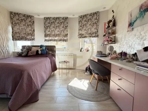 Prodaja, kuća, 273m², Petrovaradin, Novi Sad - image 32