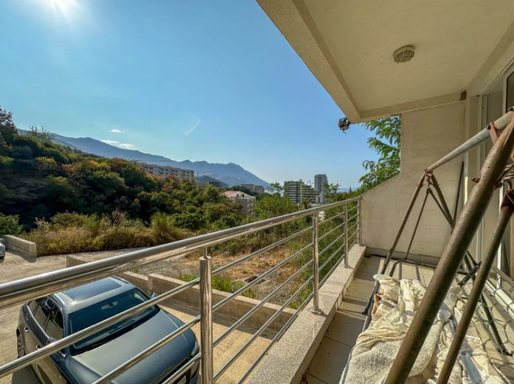 Sale, one bedroom apartment, 60m², Bečići, Budva