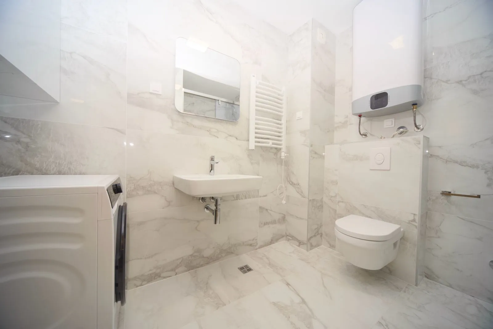 Rent, two bedroom apartment, 80m², City Kvart, Podgorica