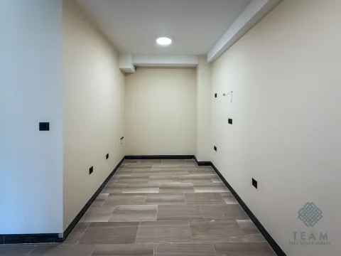 Sale, three bedroom apartment, 111m², Vezirov Most, Podgorica - image 12