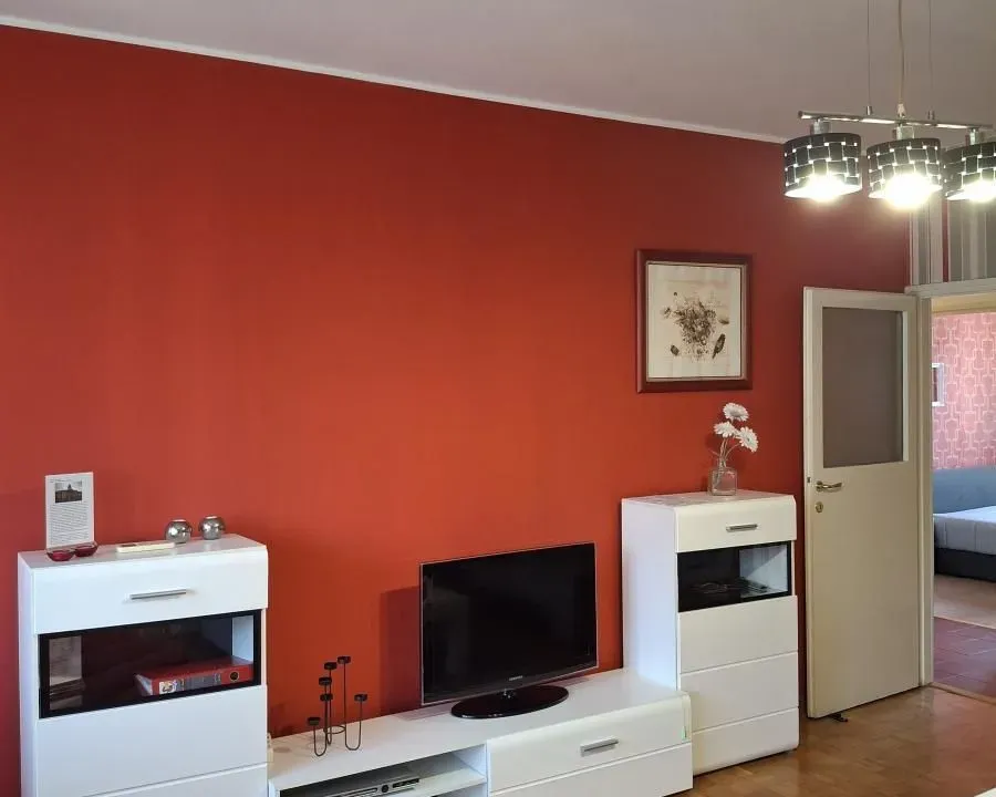 Izdavanje, trosoban stan, 69m², Savski Venac, Beograd