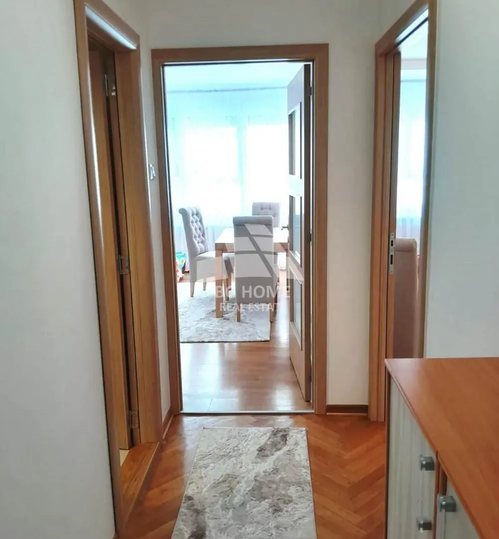 Rent, two bedroom apartment, 60m², Kalenić Pijaca, Vračar Sve Podlokacije
