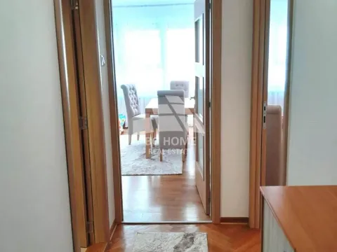 Rent, two bedroom apartment, 60m², Kalenić Pijaca, Vračar Sve Podlokacije - image 10