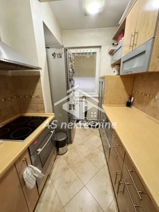 Izdavanje, trosoban stan, 73m², Voždovac Sve Podlokacije, Beograd