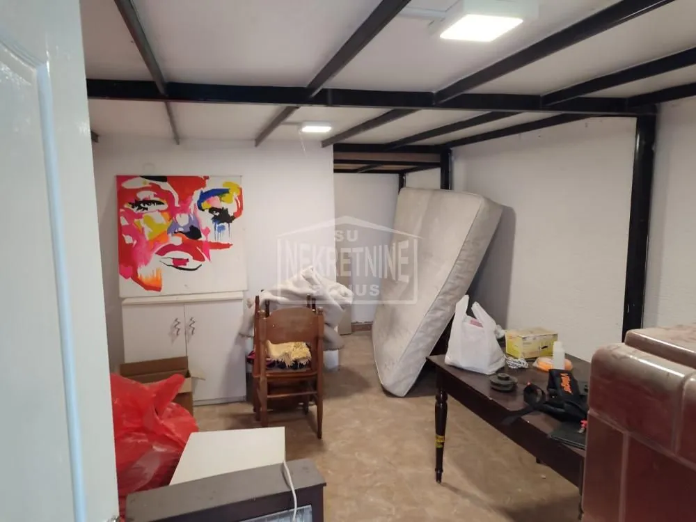Sale, house, 350m², Bajnat, Subotica
