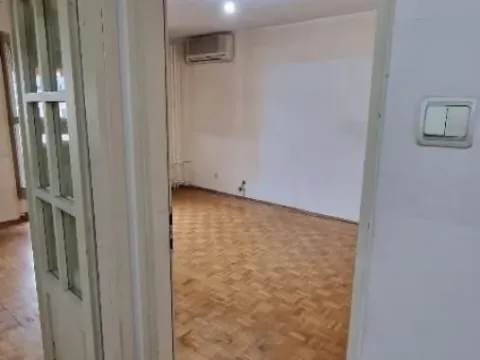 Prodaja, trosoban stan, 100m², Stari Grad, Beograd - image 4