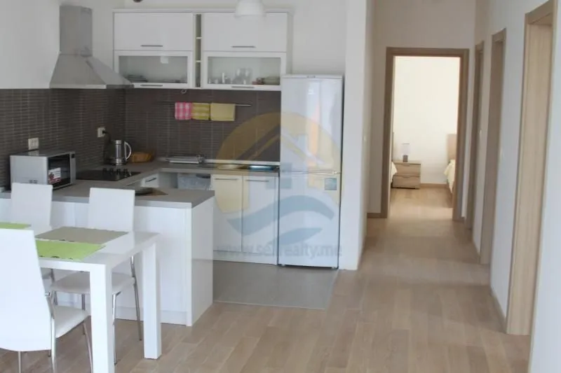 Sale, two bedroom apartment, 108m², Dobrota, Kotor