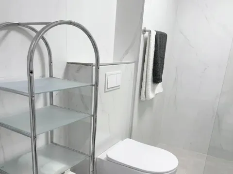 Prodaja, dvosoban stan, 74m², Bečići, Budva - image 9