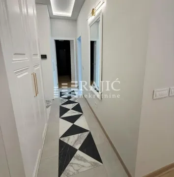Rent, three bedroom apartment, 64m², Stari Grad, Beograd - image 11