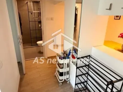 Rent, two bedroom apartment, 42m², Stari Grad, Beograd - image 10