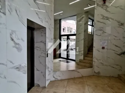 Izdavanje, jednosoban stan, 37m², Bulevar Oslobodjenja, Novi Sad Sve Podlokacije - image 10