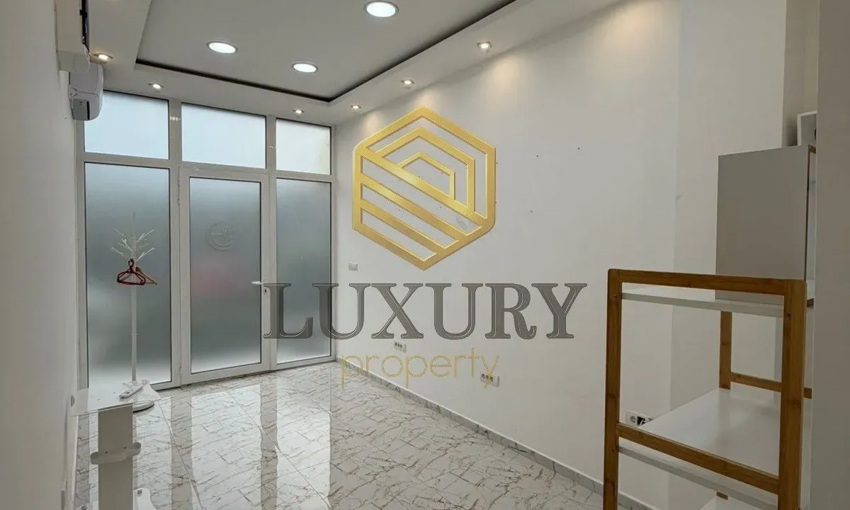 Izdavanje, poslovni prostor, 18m², 1 maj, Podgorica