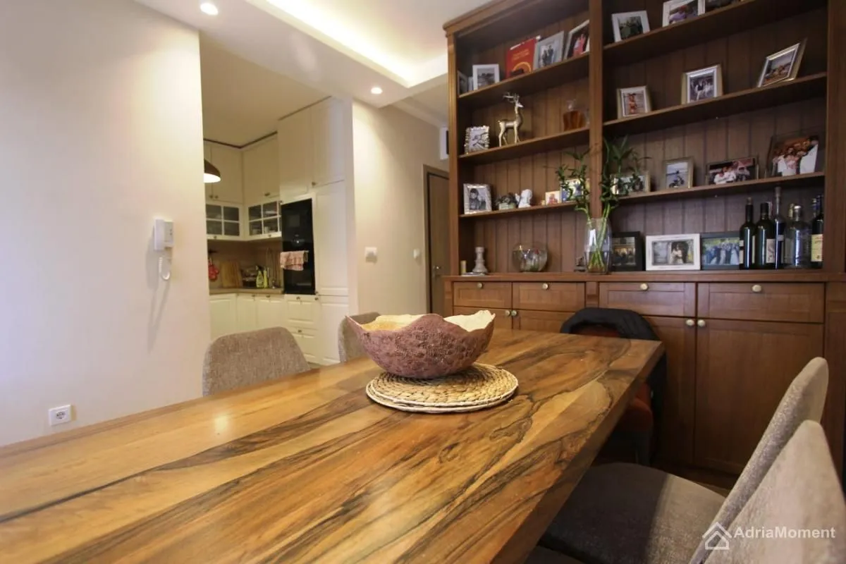 Sale, three bedroom apartment, 88m², Centar, Budva