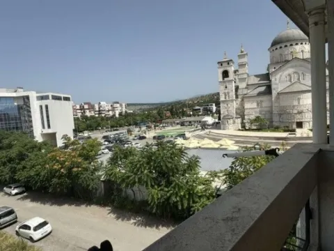 Izdavanje, garsonjera, 30m², Preko Morače, Podgorica - image 9