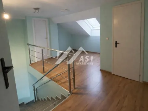 Poslovni prostor in Petrovaradin