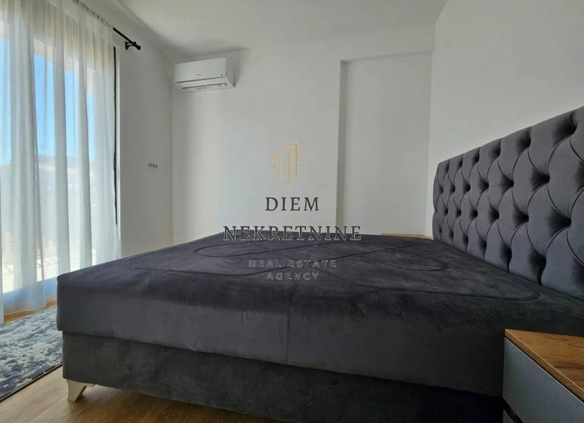Rent, two bedroom apartment, 55m², Centar, Bar