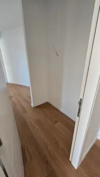 Sale, one bedroom apartment, 77m², Bečići, Budva - image 11