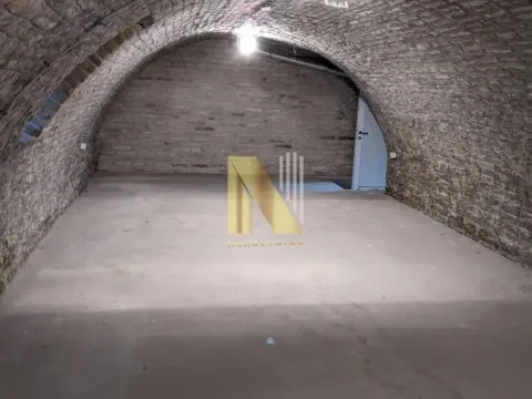 Prodaja, stan, 252m², Centar, Subotica - image 33