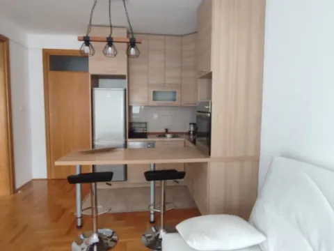 Rent, one bedroom apartment, 50m², Babilonija, Budva - image 4