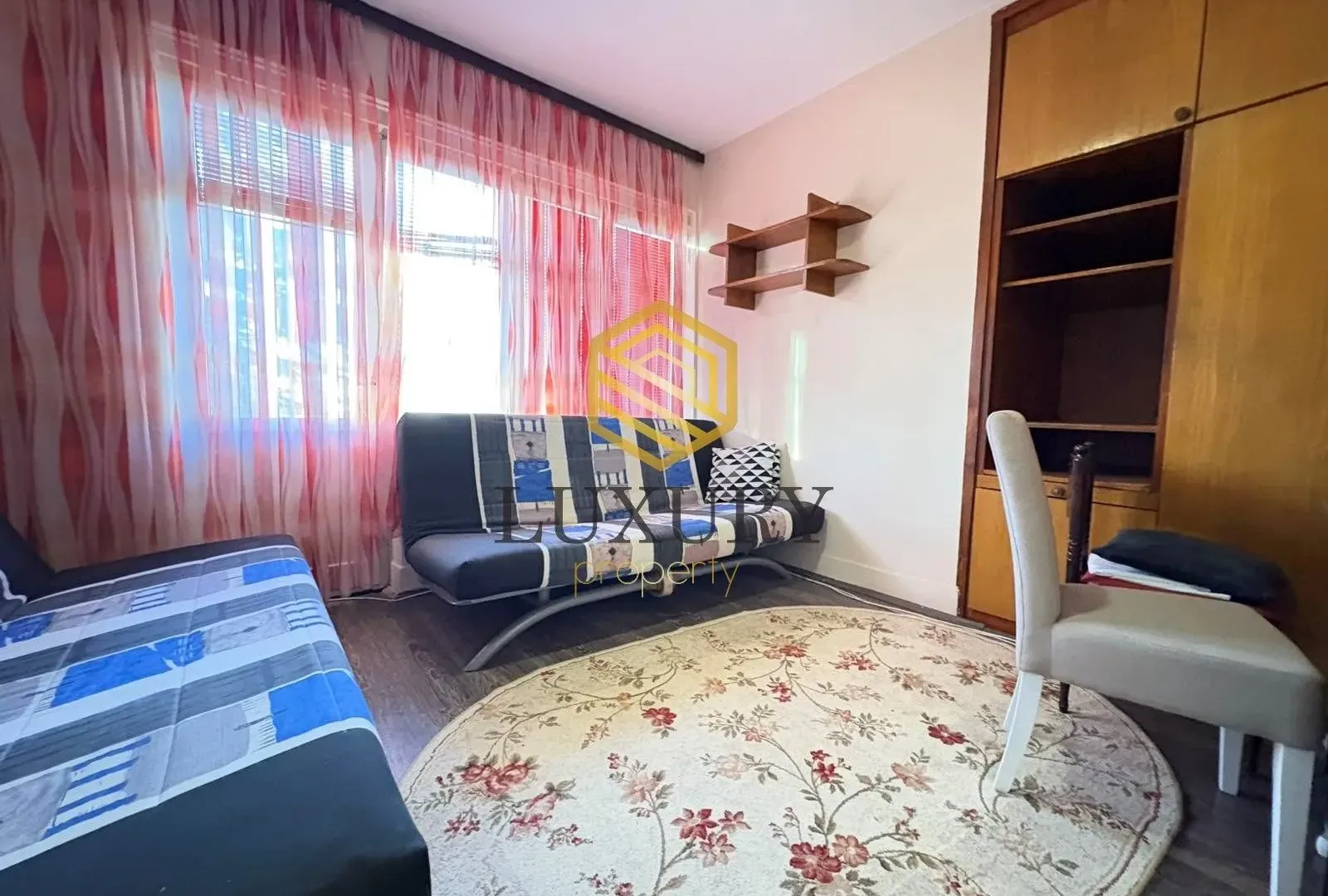 Izdavanje, dvosoban stan, 63m², Baston, Podgorica