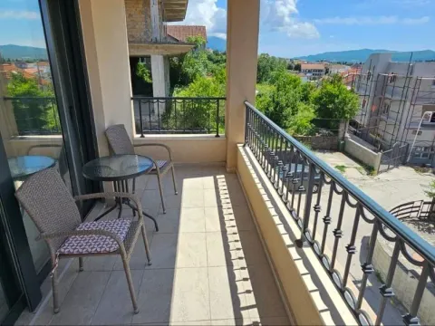 Izdavanje, jednosoban stan, 40m², Tivat, Crna Gora - image 10