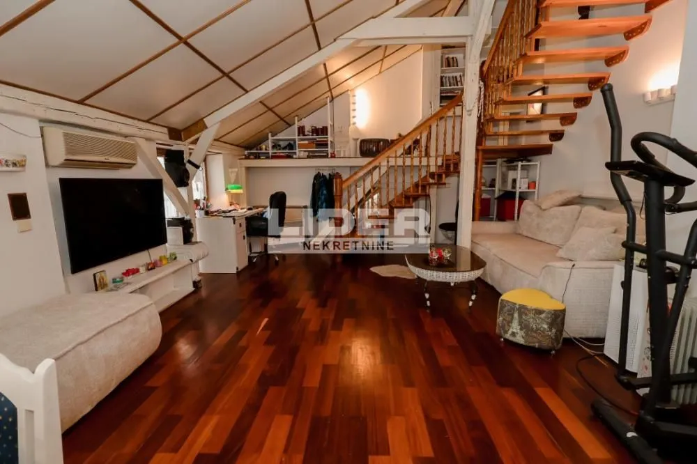 Sale, three bedroom apartment, 110m², Stari Grad, Beograd