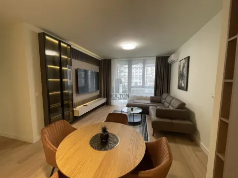 Izdavanje, trosoban stan, 71m², Savski Venac, Beograd - image 2