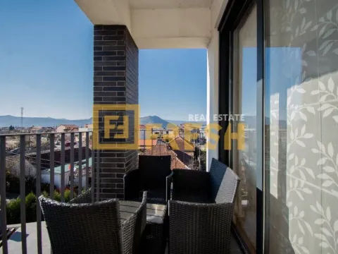 Izdavanje, trosoban stan, 95m², City Kvart, Podgorica - image 18