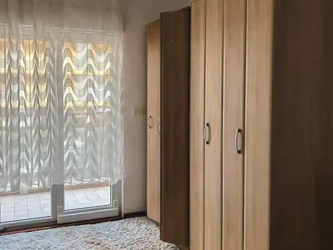 Izdavanje, jednosoban stan, 53m², City Kvart, Podgorica - image 2