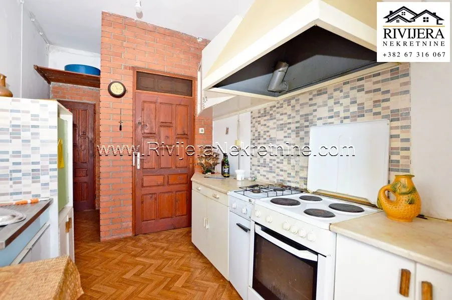 Prodaja, kuća, 320m², Bijela, Herceg Novi