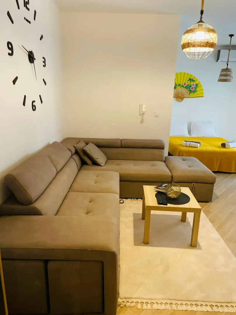 Rent, studio apartment, 32m², Budva, Crna Gora