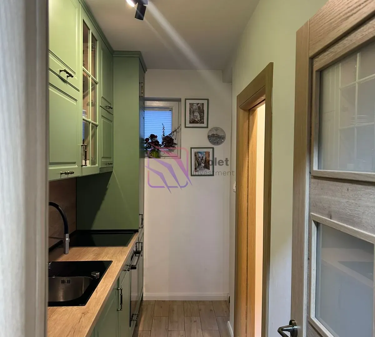 Prodaja, dvosoban stan, 74m², Stara Varoš, Podgorica