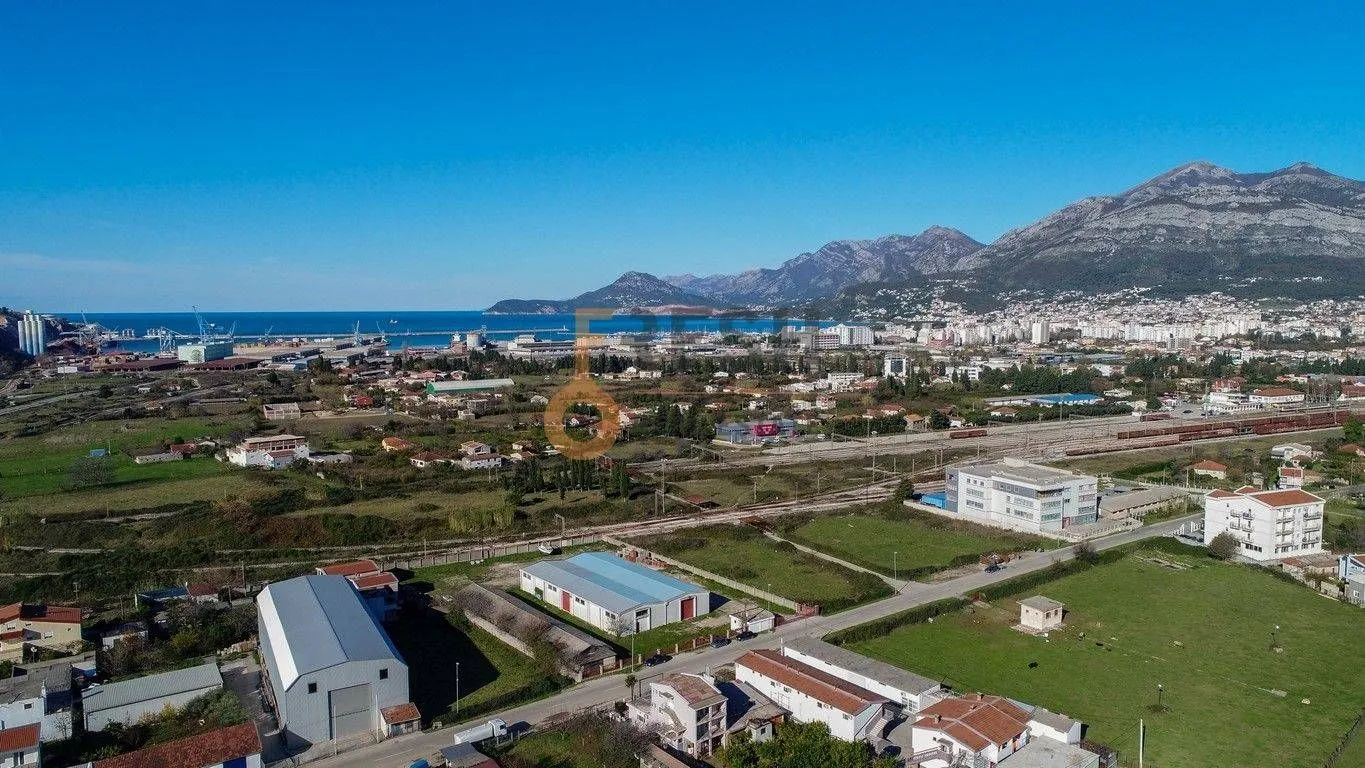 Prodaja, plac, 2024m², Bar, Crna Gora